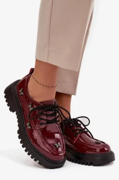 Lakierowane Skórzane Półbuty Damskie Z Przypinkami Artiker 57C0336 Bordowe