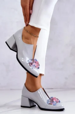 Lakierowane Skórzane Półbuty Gładkie Z Ozdobą Szare Delaver