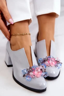 Lakierowane Skórzane Półbuty Gładkie Z Ozdobą Szare Delaver