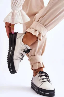 Lakierowane Sneakersy Damskie Na Platformie Beżowe S.Barski LR592B