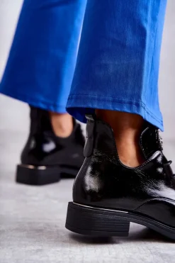 Lakierowane Sznurowane Botki Z Wycięciami Czarne Fabiana