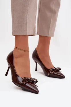 Lakierowane Szpilki Z Kokardką Czekoladowe Janisse