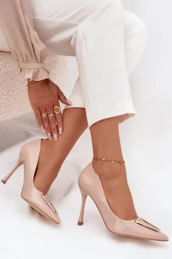 Lakierowane Szpilki Ze Złotym Detalem Beżowe Paivelle