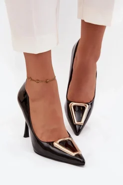 Lakierowane Szpilki Ze Złotym Detalem Czarne Paivelle