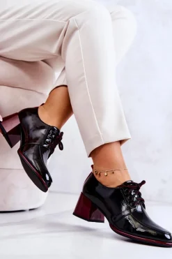 Lakierowane Wiązane Półbuty Na Słupku Czarno-Czerwone Esmera