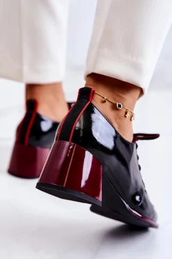 Lakierowane Wiązane Półbuty Na Słupku Czarno-Czerwone Esmera