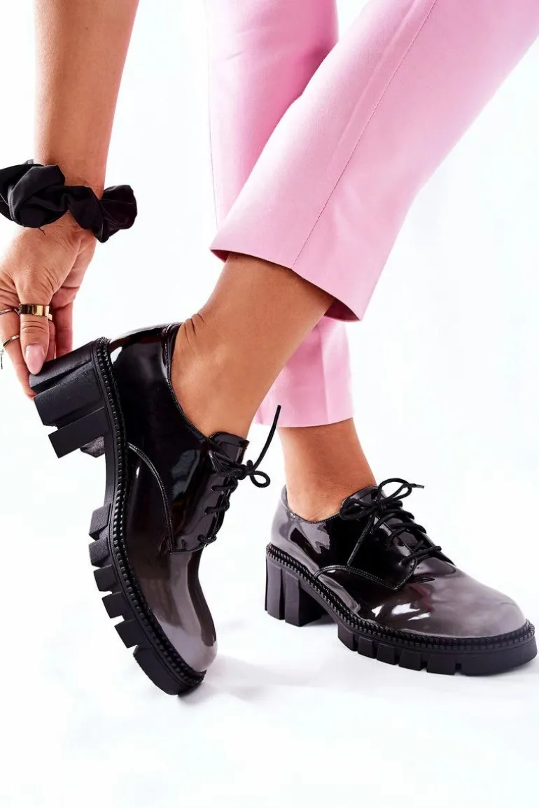 Lakierowane Wiązane Półbuty Czarno-Szare Mosy