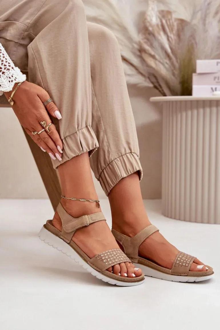 Lekkie I Wygodne Zdobione Sandały Damskie Na Rzep Ciemnobeżowe Inblu CN000039