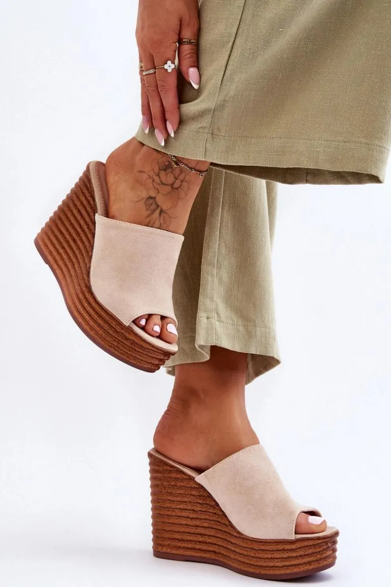 Lekkie Klapki Na Masywnej Platformie Beżowe Good Vibe