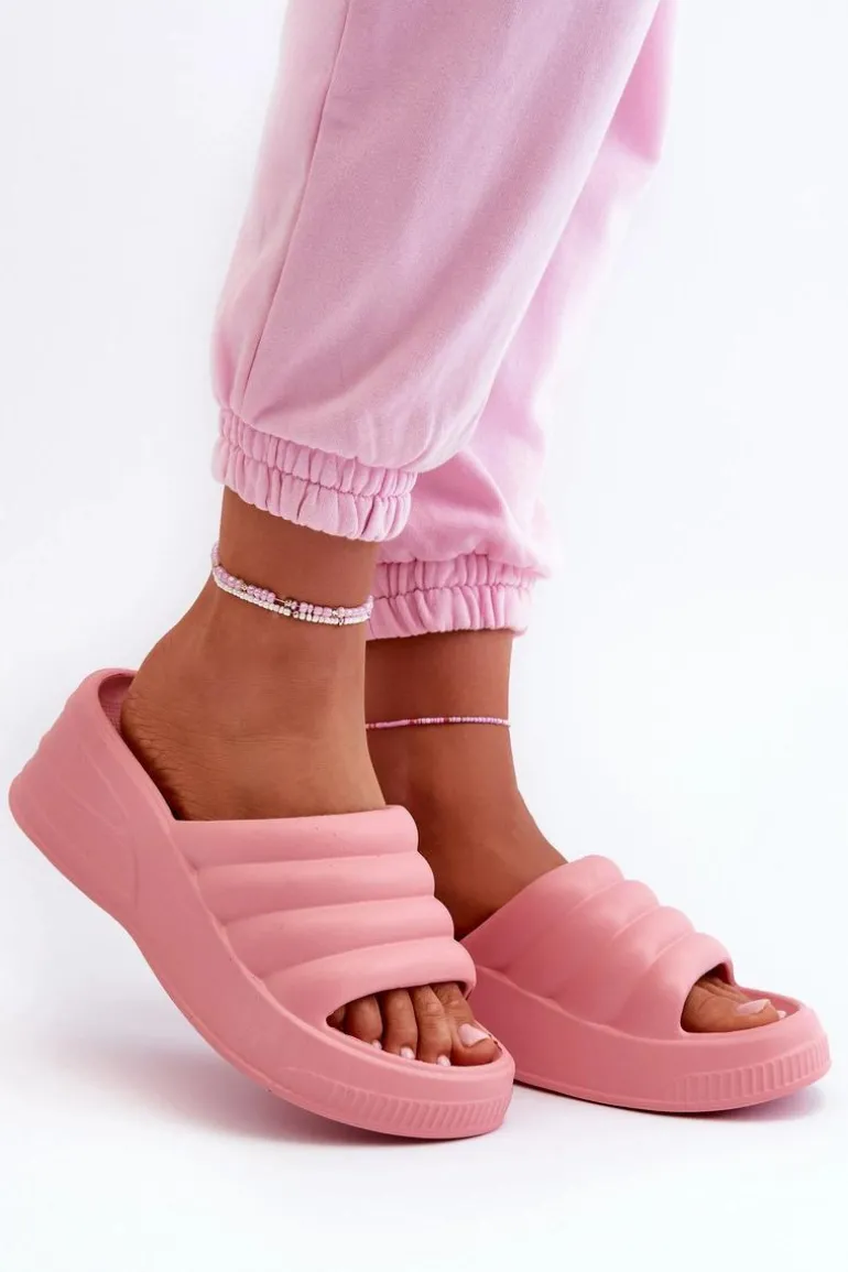 Lekkie Piankowe Klapki Damskie Na Koturnie I Platformie Różowe Tendrea