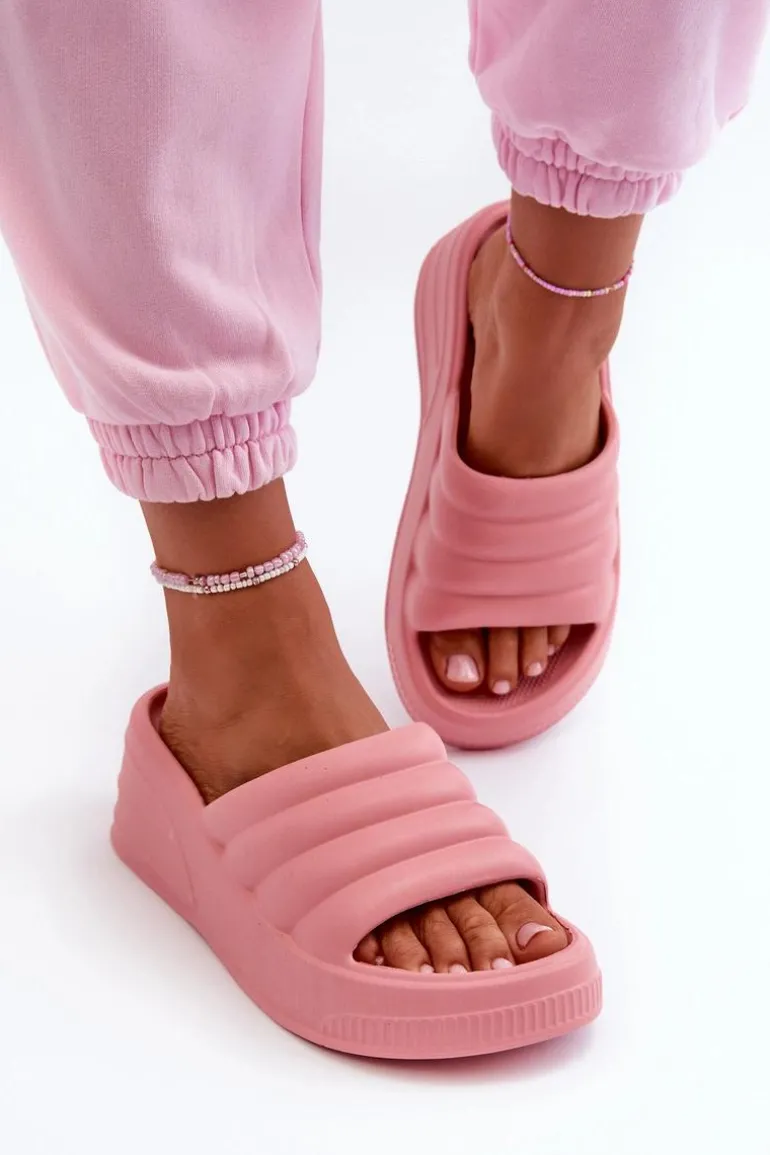 Lekkie Piankowe Klapki Damskie Na Koturnie I Platformie Różowe Tendrea