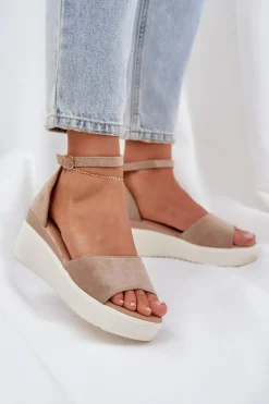 Lekkie Sandały Na Platformie I Delikatnym Koturnie Ciemnobeżowe Gillifia