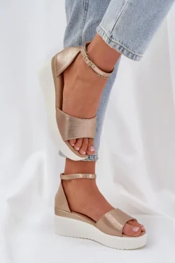 Lekkie Sandały Na Platformie I Delikatnym Koturnie Złote Gillifia