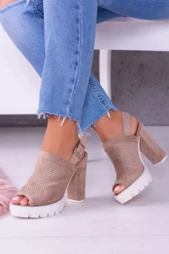 Lu Boo Beżowe Zamszowe Sandały na Słupku Emare