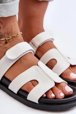 Materiałowe Damskie Klapki Na Rzep Białe Jose