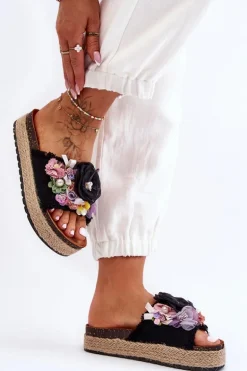 Materiałowe Klapki Z Kwiatami Czarne Nessa