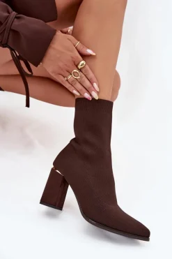 Materiałowe Wsuwane Botki Damskie Na Słupku Czekoladowe Virelle