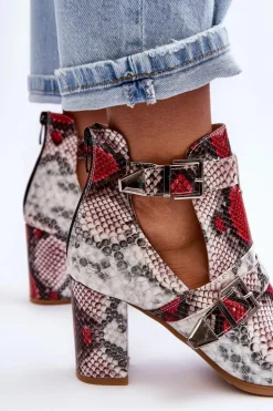 Modne Botki Na Słupku Z Wycięciami Wielobarwne Suelo