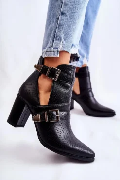 Modne Botki Na Słupku Z Wycięciami Czarne Suelo