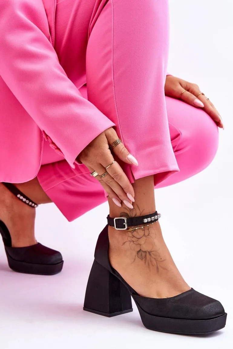 Modne Czółenka Na Masywnym Obcasie Z Cyrkoniami Czarne Adel