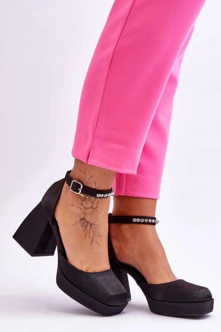 Modne Czółenka Na Masywnym Obcasie Z Cyrkoniami Czarne Adel