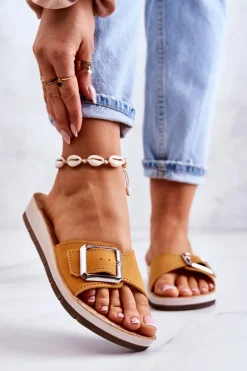 Modne Damskie Klapki Ze Sprzączką Inblu CP000031 Żółte