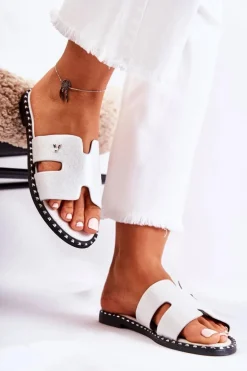 Modne Klapki Damskie Z Emblematem Srebrne Miquel