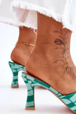 Modne Klapki Na Obcasie W Print Zielone Floria