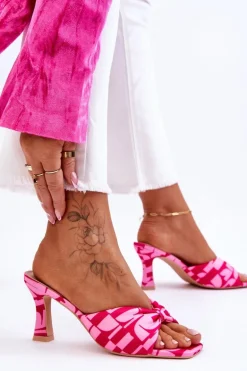 Modne Klapki Na Obcasie W Print Różowe Floria