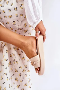 Modne Klapki Z Łańcuchem Beżowe Megosa