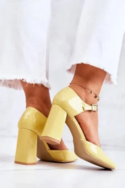 Modne Lakierowane Czółenka Na Słupku Żółte Maoris