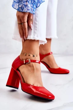 Modne Lakierowane Czółenka Na Słupku Czerwone Maoris