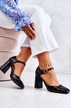 Modne Lakierowane Czółenka Na Słupku Czarne Maoris