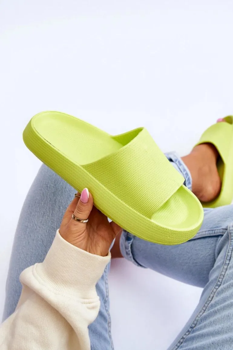 Modne Lekkie Klapki Na Masywnej Podeszwie Limonkowe Rebel