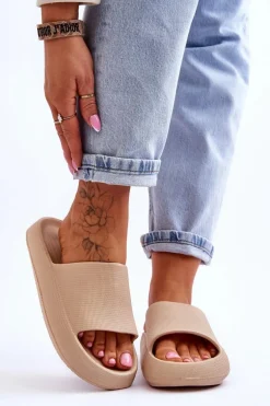 Modne Lekkie Klapki Na Masywnej Podeszwie Beżowe Rebel