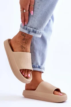 Modne Lekkie Klapki Na Masywnej Podeszwie Beżowe Rebel