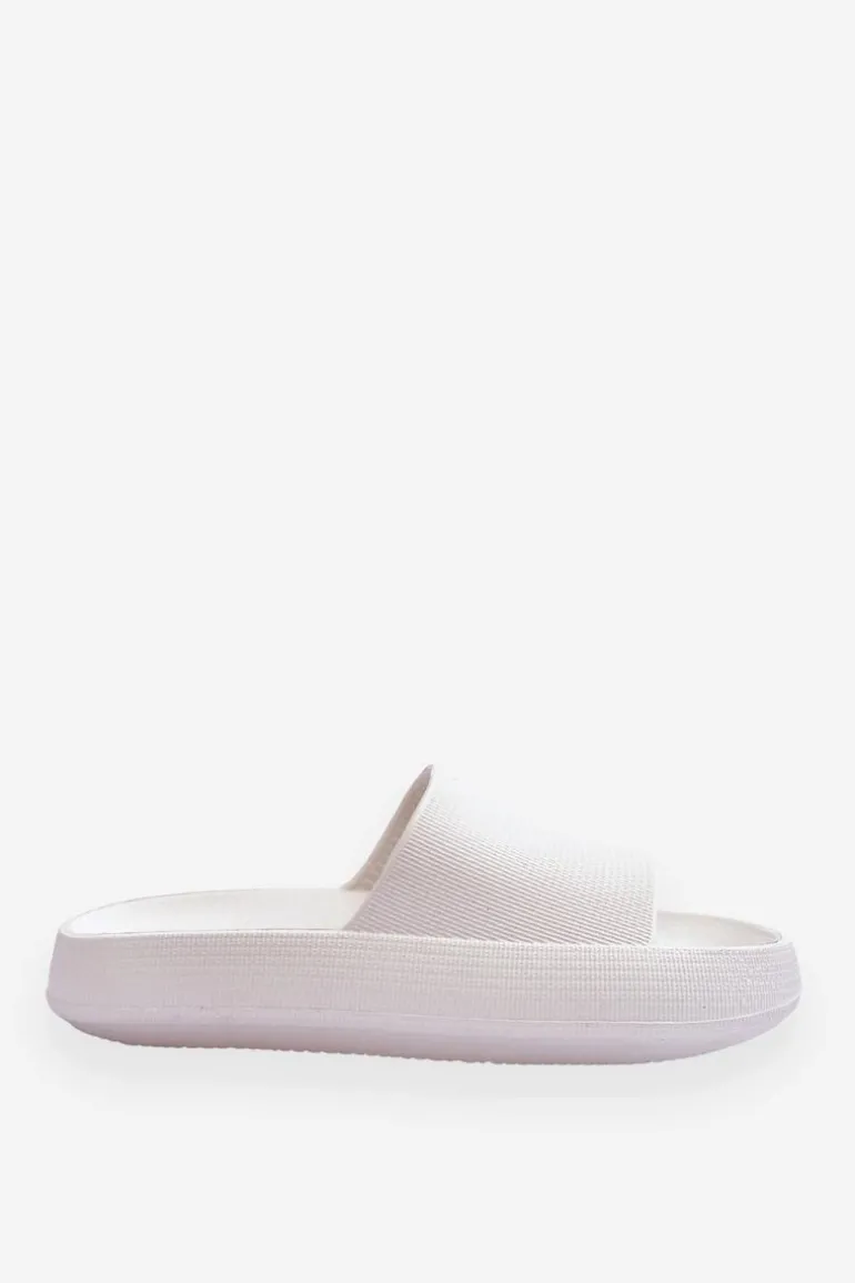 Modne Lekkie Klapki Na Masywnej Podeszwie Białe Rebel