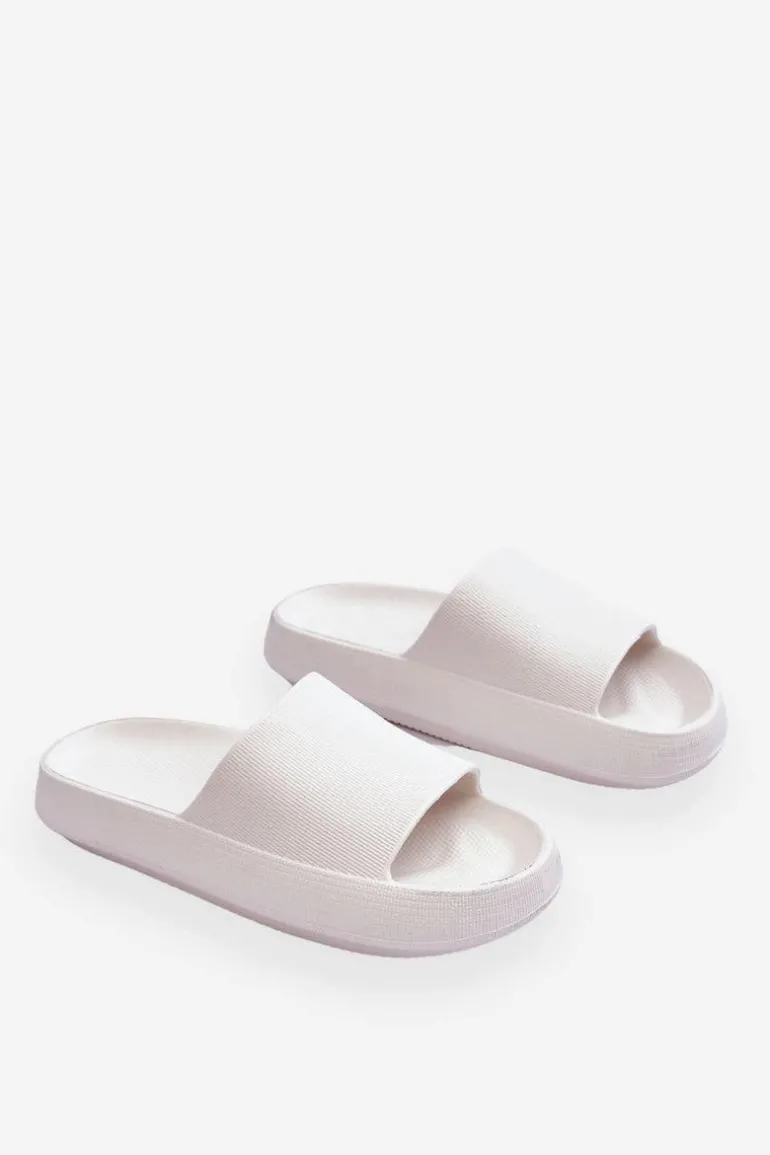 Modne Lekkie Klapki Na Masywnej Podeszwie Białe Rebel