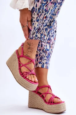 Modne Sandały Na Koturnie Z Plecionką Fuksja Nessia