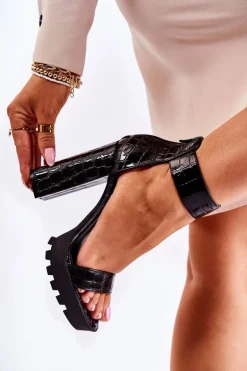 Modne Sandały Na Masywnym Słupku Czarne Elisen