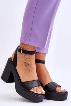 Modne Sandały Na Masywnym Obcasie Czarne Karmine
