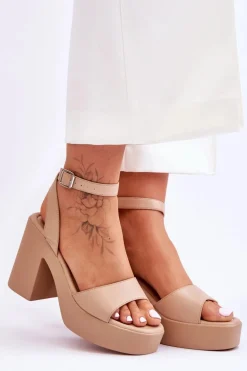 Modne Sandały Na Masywnym Obcasie Beżowe Karmine