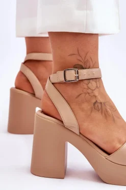 Modne Sandały Na Masywnym Obcasie Beżowe Karmine