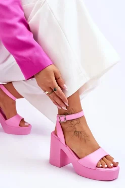 Modne Sandały Na Masywnym Obcasie Różowe Karmine