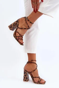 Modne Sandały Na Obcasie Brązowe Josette