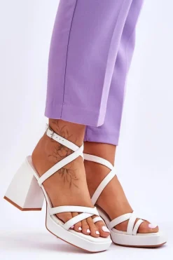 Modne Sandały Na Obcasie I Platformie Białe Secret Rose