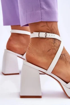 Modne Sandały Na Obcasie I Platformie Białe Secret Rose