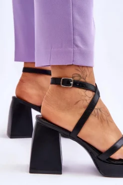 Modne Sandały Na Obcasie I Platformie Czarne Secret Rose