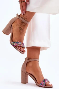 Modne Sandały Na Obcasie Z Ozdobnymi Kamieniami Beżowe Love Me