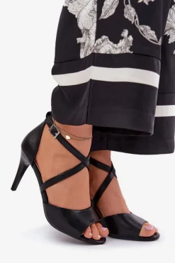 Modne Sandały Na Szpilce Czarne Loressa